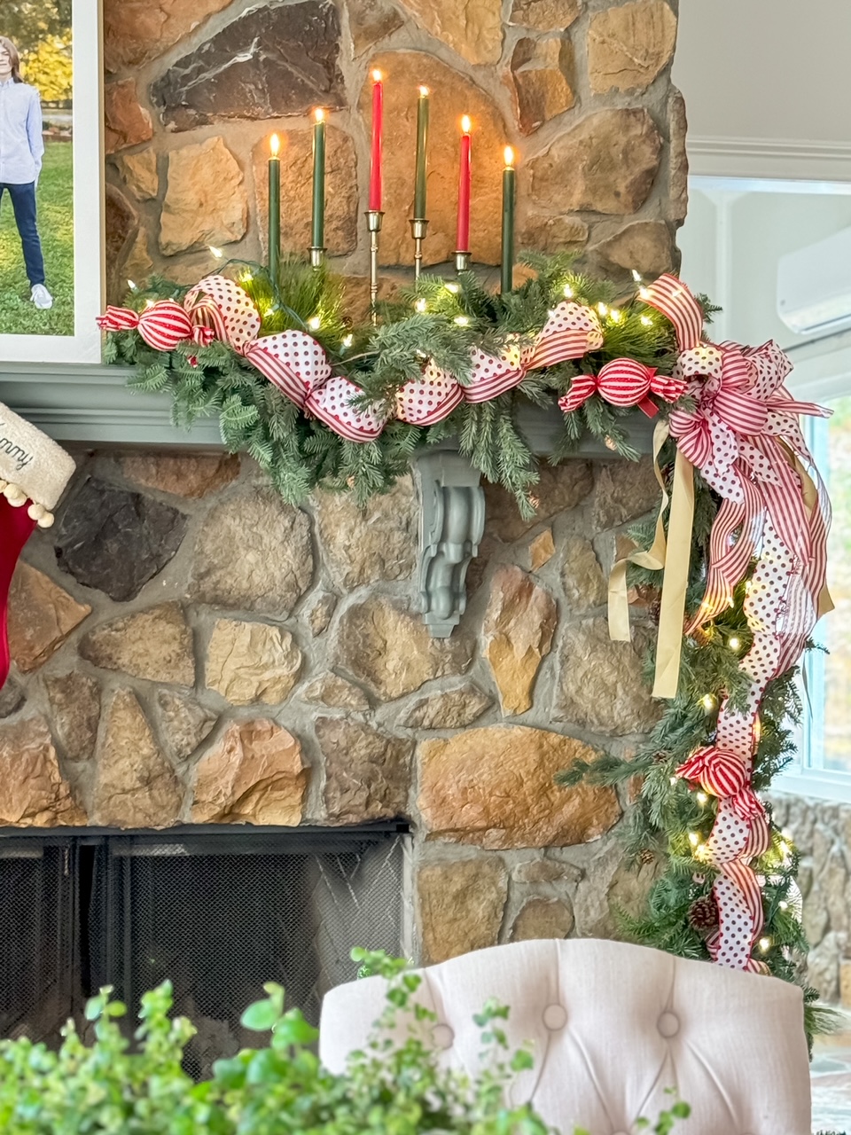 red and white holiday mantel idea